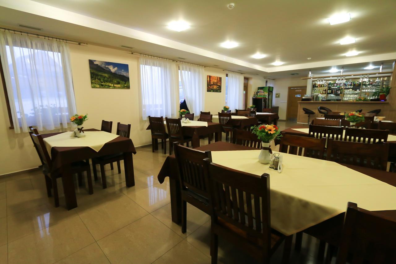 Horsky Hotel Kristina Hrustin 外观 照片